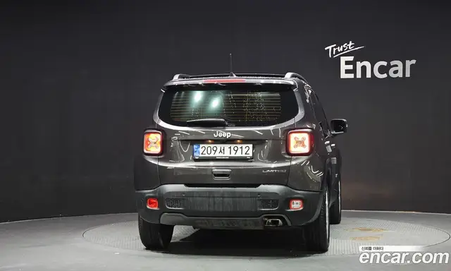Jeep Renegade 2021 2.4 автомат (гидро), миниатюра 4
