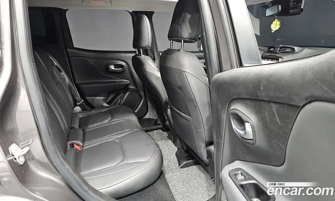 Jeep Renegade 2021 2.4 автомат (гидро), фото 12 Jeep Renegade 2021 2.4 автомат (гидро), фото 12