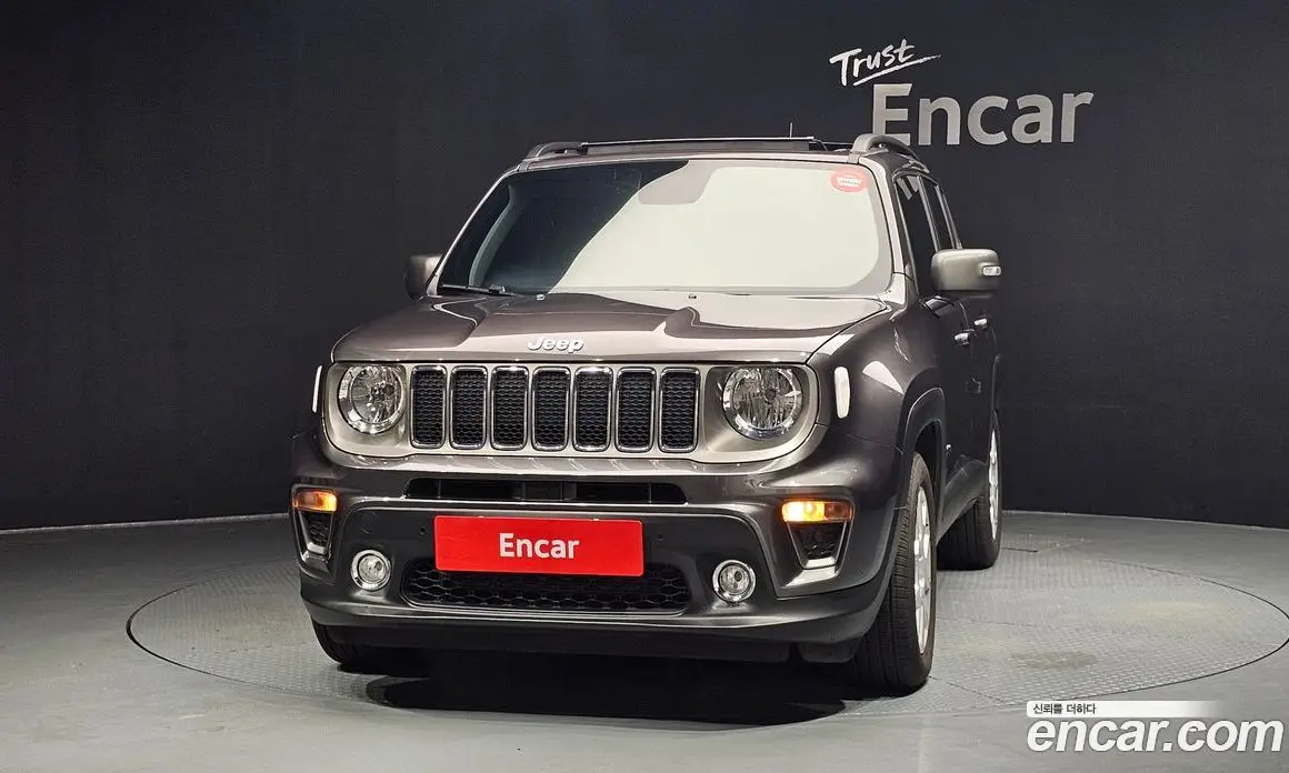 Jeep Renegade 2021 2.4 автомат (гидро), фото 3 Jeep Renegade 2021 2.4 автомат (гидро), фото 3