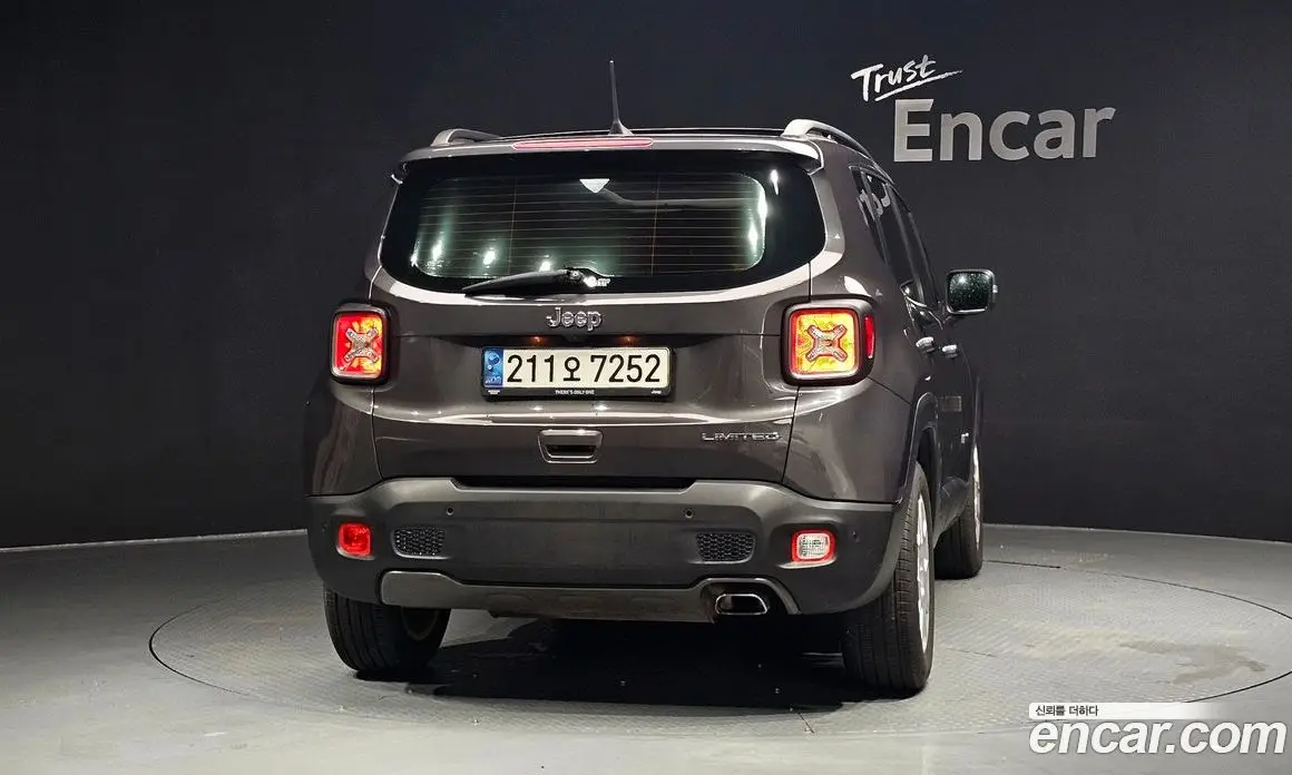 Jeep Renegade 2021 2.4 автомат (гидро), фото 4 Jeep Renegade 2021 2.4 автомат (гидро), фото 4