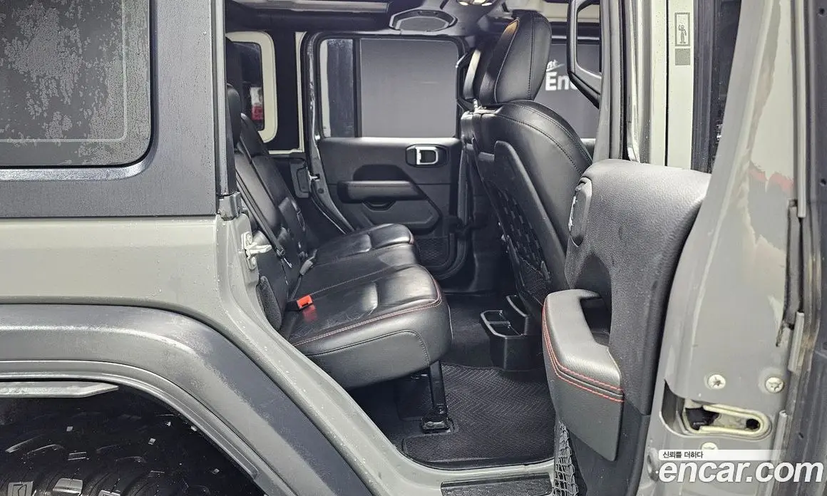Jeep Wrangler 2021 2.0 автомат (гидро), фото 11 Jeep Wrangler 2021 2.0 автомат (гидро), фото 11