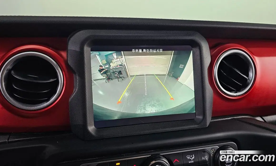 Jeep Wrangler 2021 2.0 автомат (гидро), фото 15 Jeep Wrangler 2021 2.0 автомат (гидро), фото 15