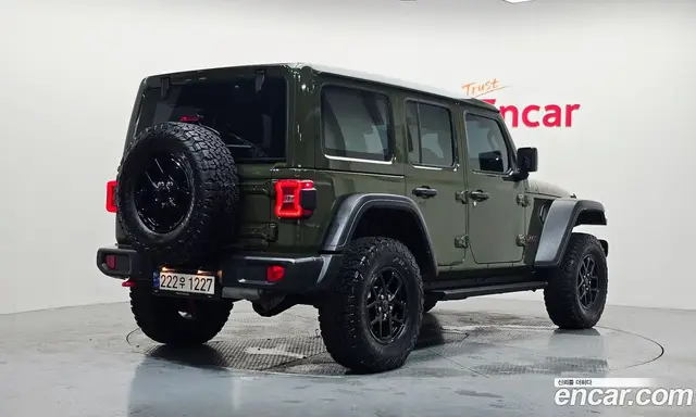 Jeep Wrangler 2024 2.0 автомат (гидро), миниатюра 2
