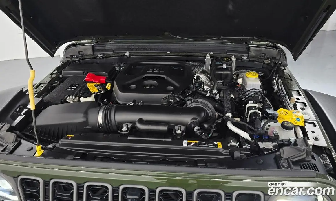Jeep Wrangler 2024 2.0 автомат (гидро), фото 6