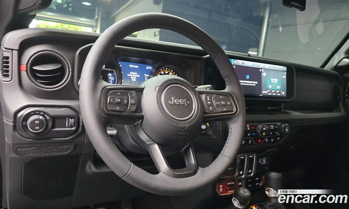 Jeep Wrangler 2025 2.0 автомат (гидро), фото 18 Jeep Wrangler 2025 2.0 автомат (гидро), фото 18