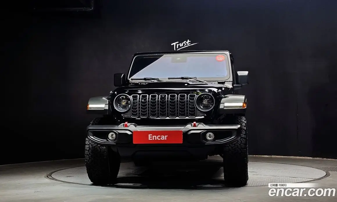 Jeep Wrangler 2025 2.0 автомат (гидро), фото 3 Jeep Wrangler 2025 2.0 автомат (гидро), фото 3
