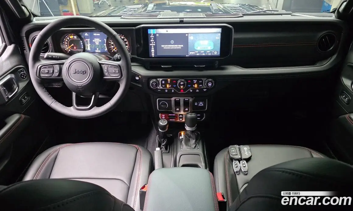 Jeep Wrangler 2025 2.0 автомат (гидро), фото 10 Jeep Wrangler 2025 2.0 автомат (гидро), фото 10