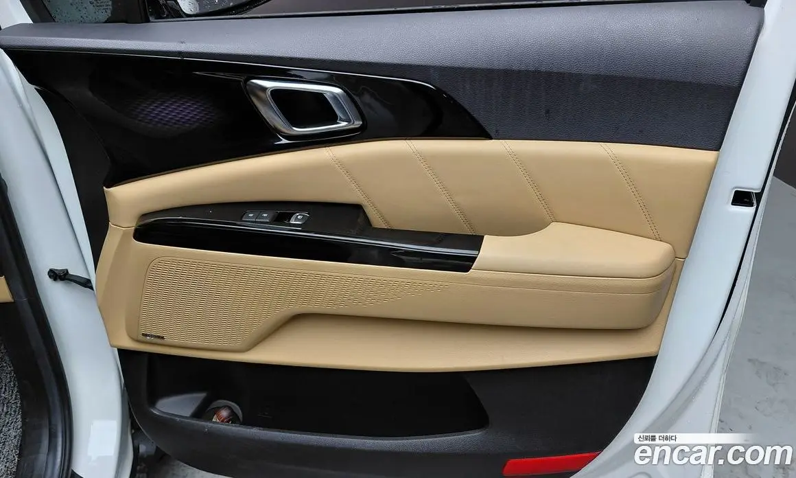 Kia Carnival 2020 2.2 автомат (гидро), фото 15 Kia Carnival 2020 2.2 автомат (гидро), фото 15