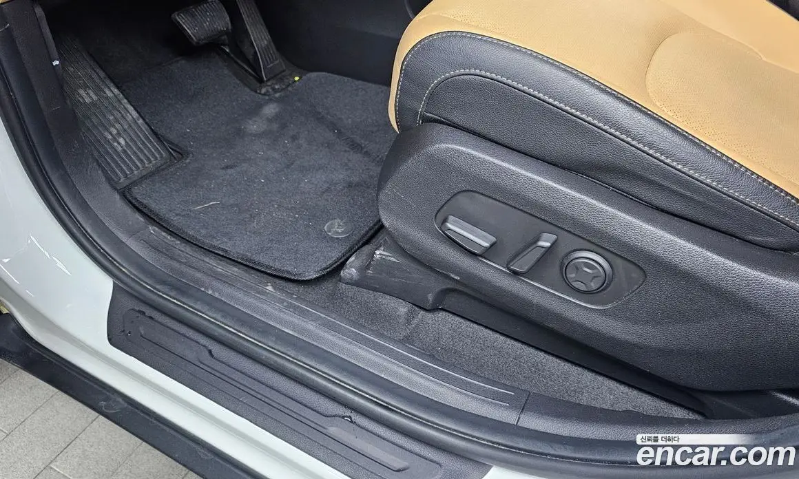 Kia Carnival 2022 3.5 автомат (гидро), фото 22 Kia Carnival 2022 3.5 автомат (гидро), фото 22
