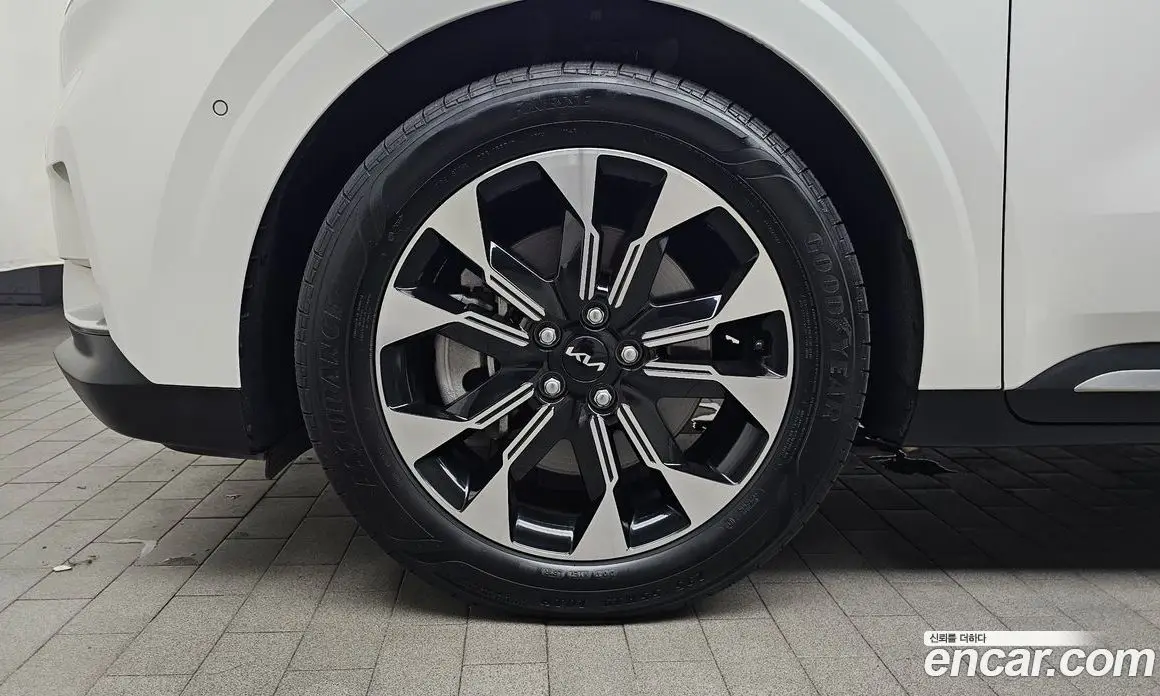 Kia Carnival 2022 3.5 автомат (гидро), фото 4 Kia Carnival 2022 3.5 автомат (гидро), фото 4