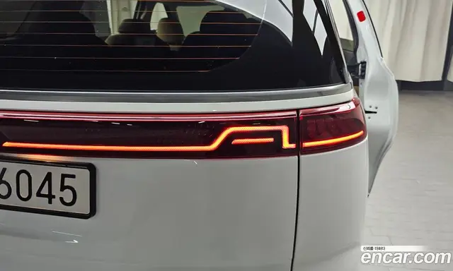 Kia Carnival 2022 3.5 автомат (гидро), миниатюра 8 Kia Carnival 2022 3.5 автомат (гидро), миниатюра 8