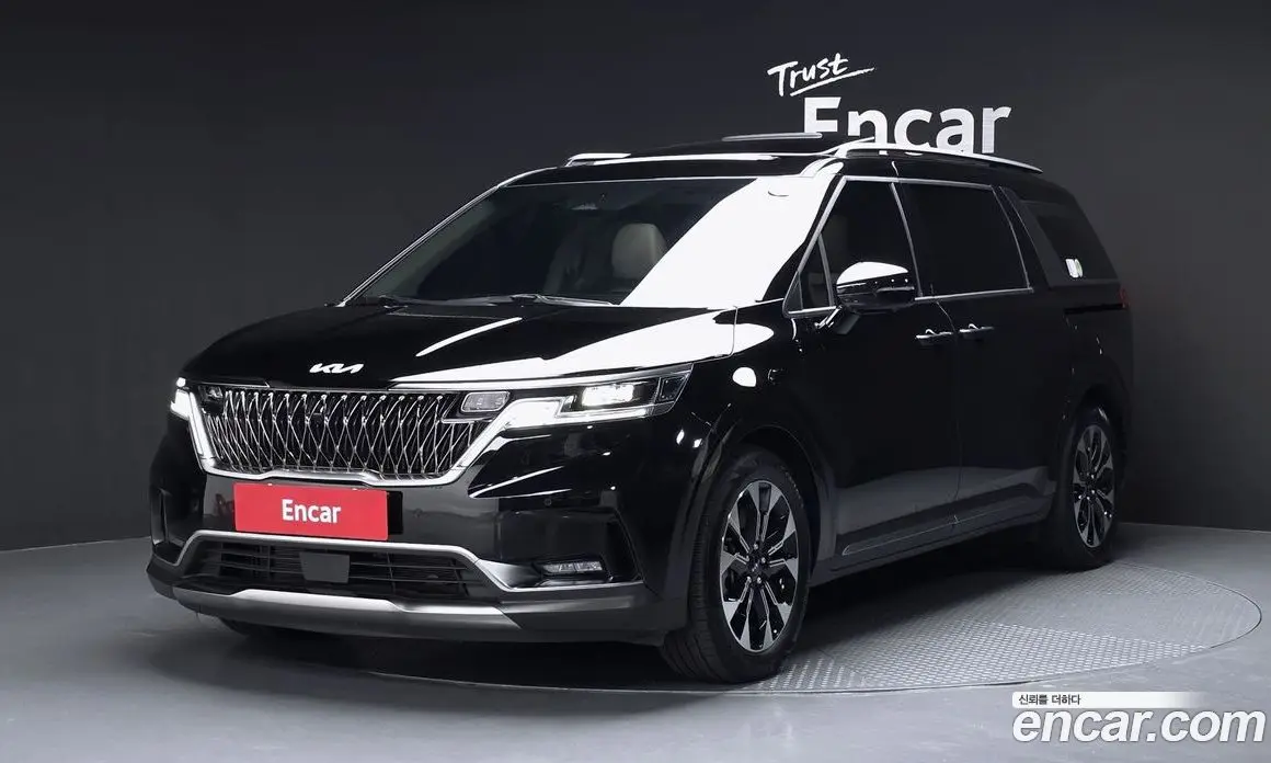 Kia Carnival 2023 3.5 автомат (гидро), фото 1 Kia Carnival 2023 3.5 автомат (гидро), фото 1