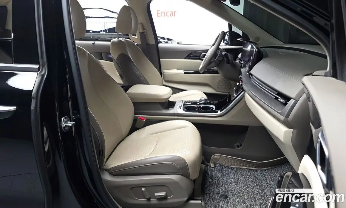 Kia Carnival 2023 3.5 автомат (гидро), фото 16 Kia Carnival 2023 3.5 автомат (гидро), фото 16