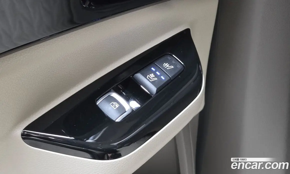 Kia Carnival 2023 3.5 автомат (гидро), фото 30 Kia Carnival 2023 3.5 автомат (гидро), фото 30