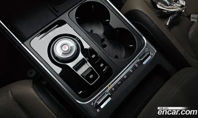 Kia Carnival 2024 2.2 автомат (гидро), миниатюра 11 Kia Carnival 2024 2.2 автомат (гидро), миниатюра 11