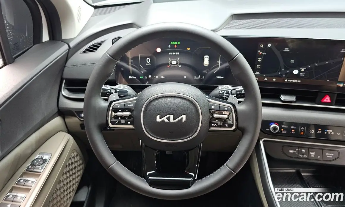 Kia Carnival 2024 2.2 автомат (гидро), фото 17 Kia Carnival 2024 2.2 автомат (гидро), фото 17