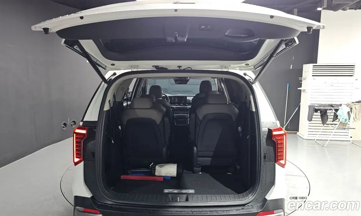 Kia Carnival 2024 2.2 автомат (гидро), фото 25 Kia Carnival 2024 2.2 автомат (гидро), фото 25