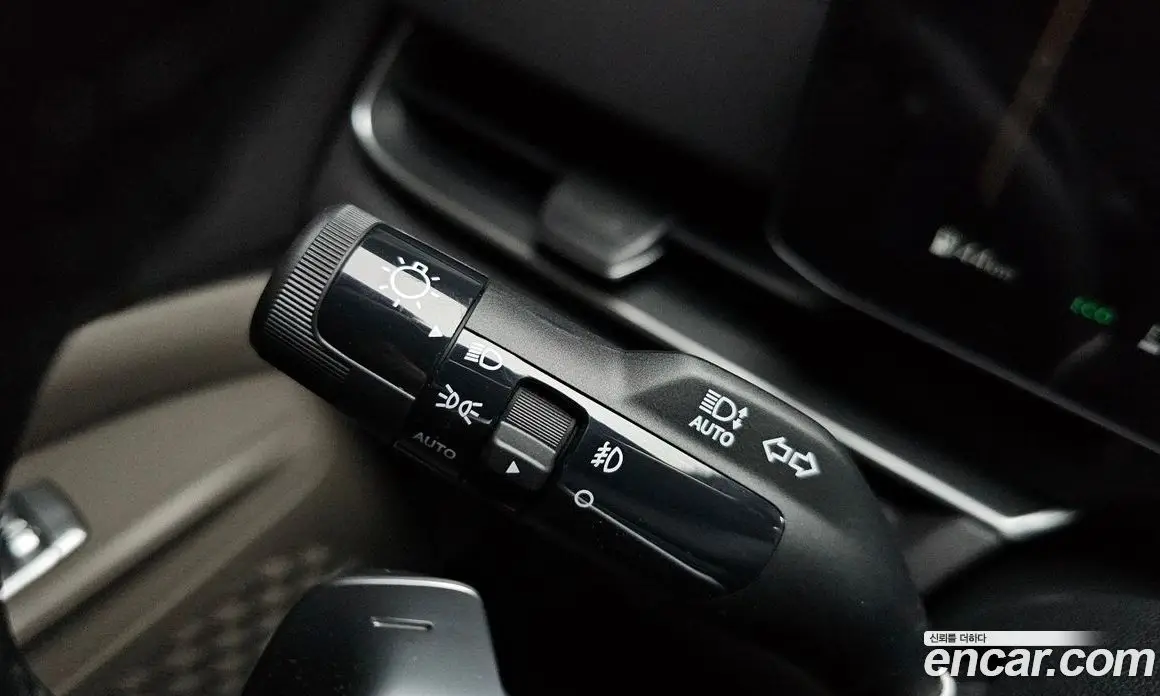 Kia Carnival 2024 2.2 автомат (гидро), фото 28 Kia Carnival 2024 2.2 автомат (гидро), фото 28
