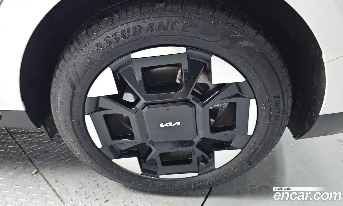 Kia Carnival 2024 2.2 автомат (гидро), фото 6 Kia Carnival 2024 2.2 автомат (гидро), фото 6