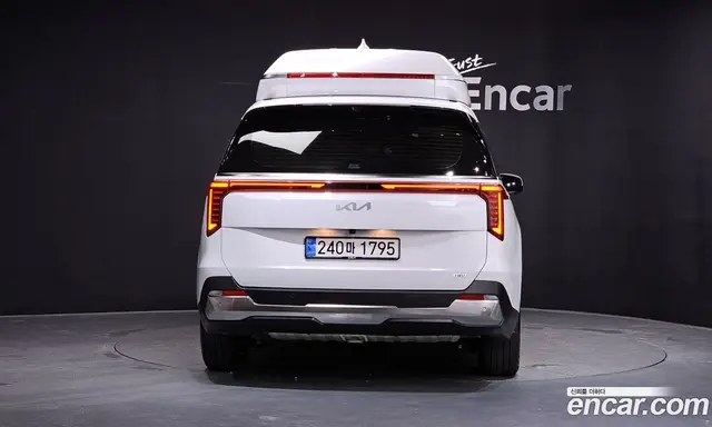 Kia Carnival 2024 1.6 автомат (гидро), миниатюра 4 Kia Carnival 2024 1.6 автомат (гидро), миниатюра 4