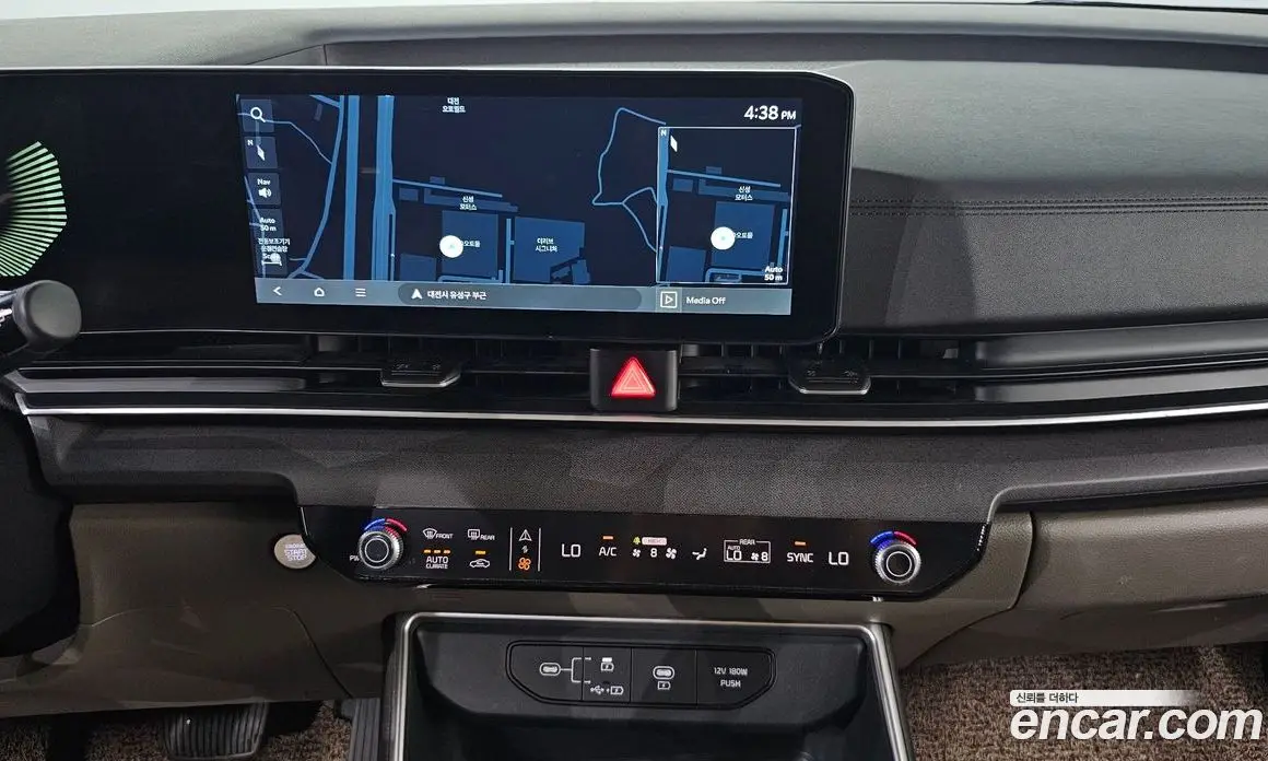 Kia Carnival 2024 2.2 автомат (гидро), фото 15 Kia Carnival 2024 2.2 автомат (гидро), фото 15