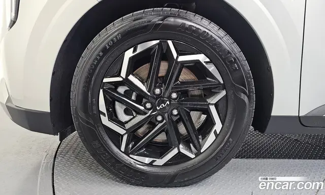Kia Carnival 2024 2.2 автомат (гидро), миниатюра 5 Kia Carnival 2024 2.2 автомат (гидро), миниатюра 5