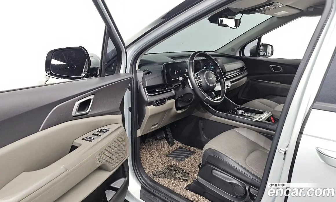Kia Carnival 2024 2.2 автомат (гидро), фото 10 Kia Carnival 2024 2.2 автомат (гидро), фото 10