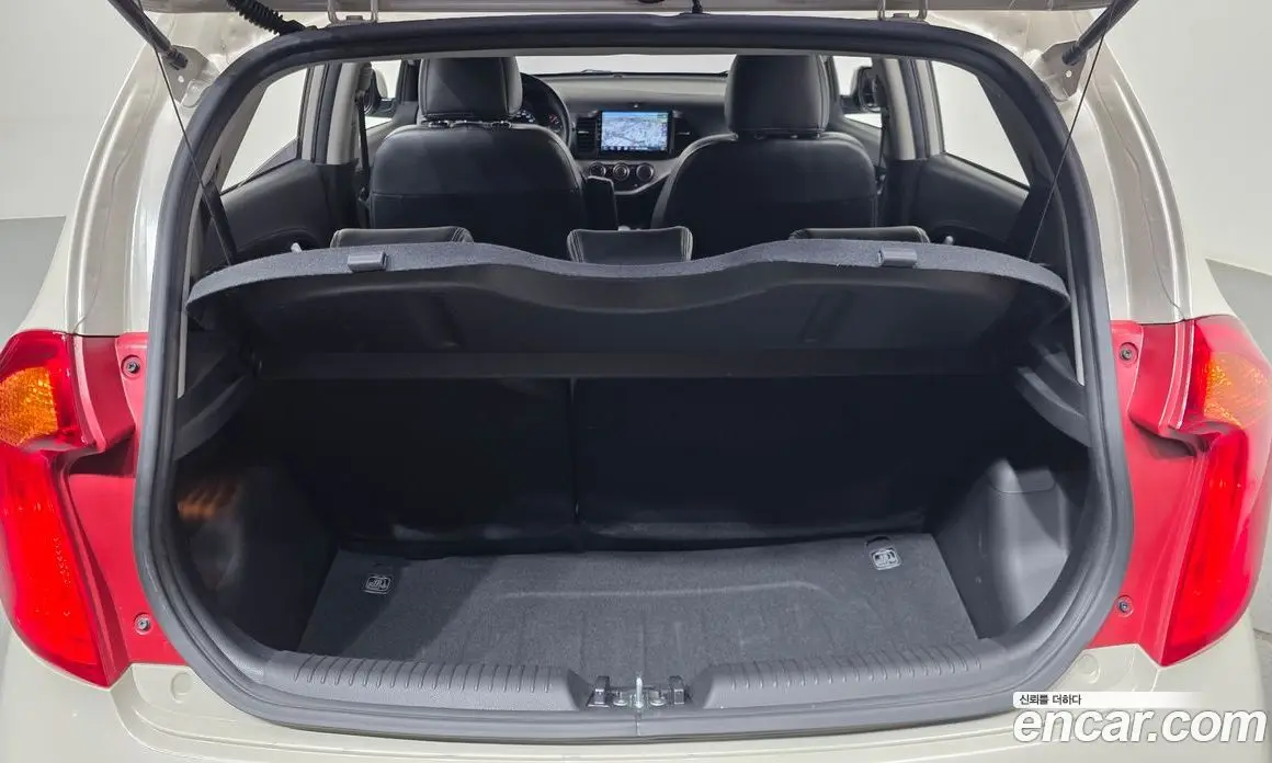 Kia Morning 2015 1.0 автомат (гидро), фото 26 Kia Morning 2015 1.0 автомат (гидро), фото 26