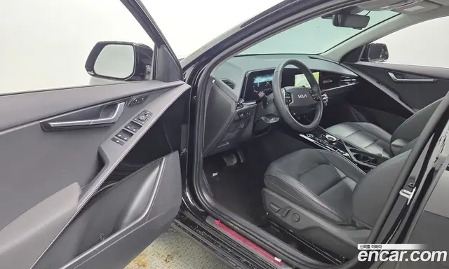 Kia Niro 2023 0.2 автомат (гидро), миниатюра 12