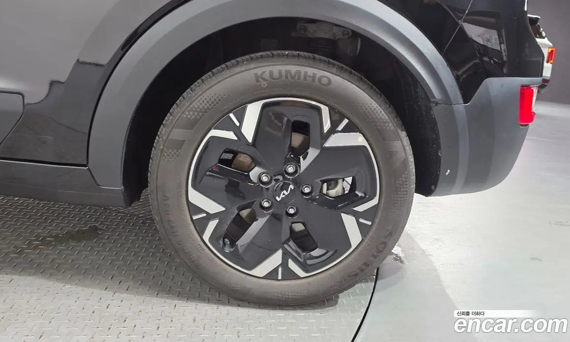 Kia Niro 2023 0.2 автомат (гидро), фото 6 Kia Niro 2023 0.2 автомат (гидро), фото 6