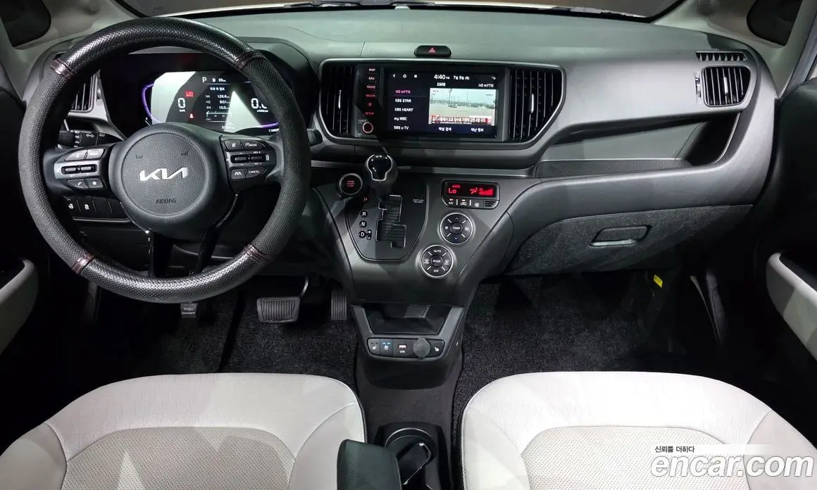 Kia Ray 2023 1.0 автомат (гидро), фото 10