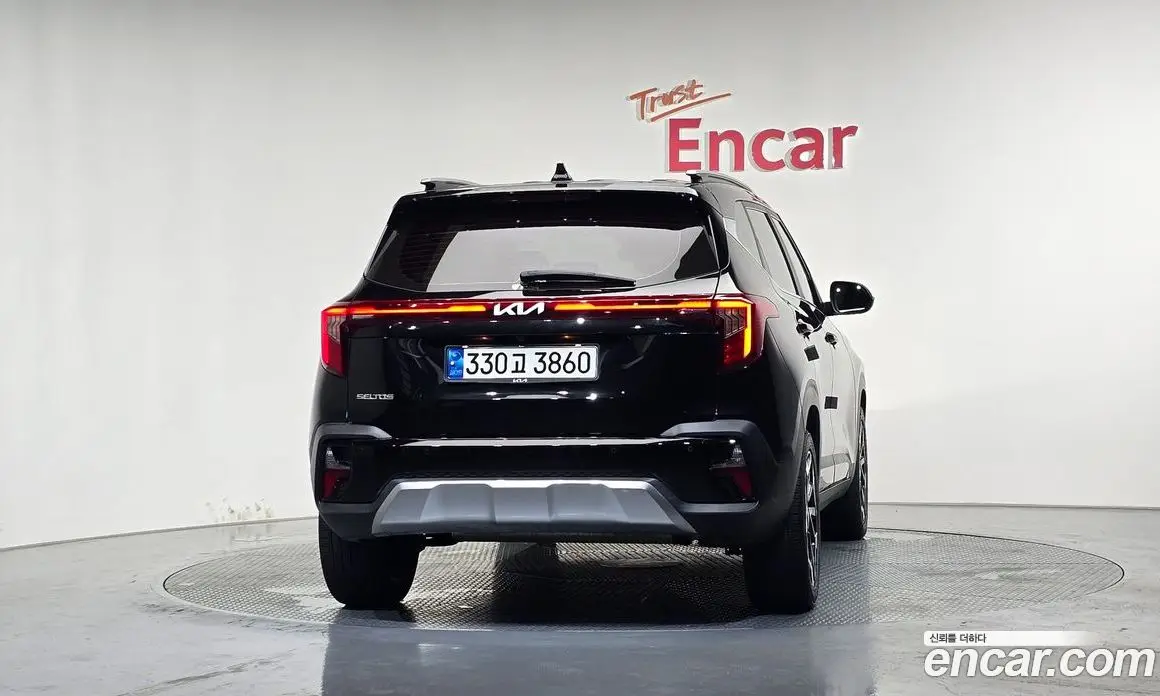 Kia Seltos 2022 1.6 автомат (гидро), фото 4 Kia Seltos 2022 1.6 автомат (гидро), фото 4