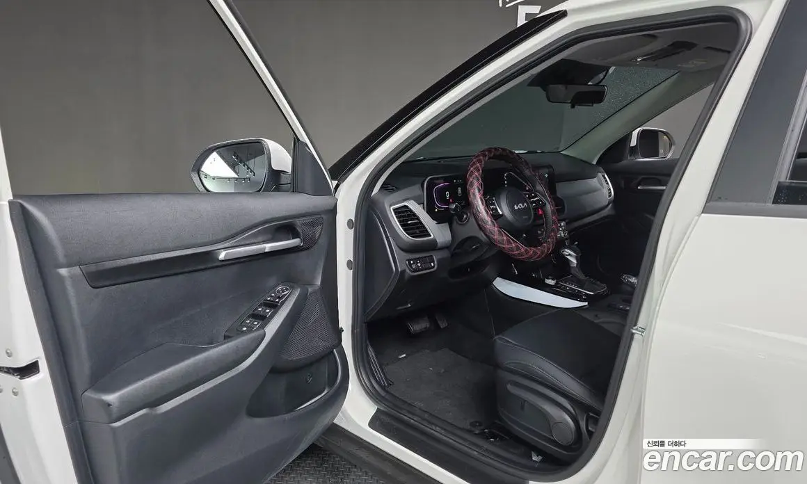 Kia Seltos 2024 2.0 автомат (гидро), фото 13 Kia Seltos 2024 2.0 автомат (гидро), фото 13