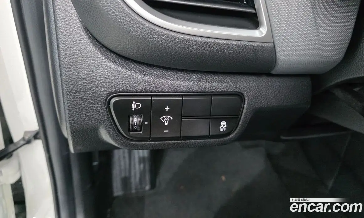 Kia Seltos 2024 2.0 автомат (гидро), фото 17 Kia Seltos 2024 2.0 автомат (гидро), фото 17