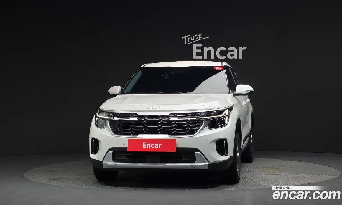 Kia Seltos 2024 2.0 автомат (гидро), фото 3 Kia Seltos 2024 2.0 автомат (гидро), фото 3