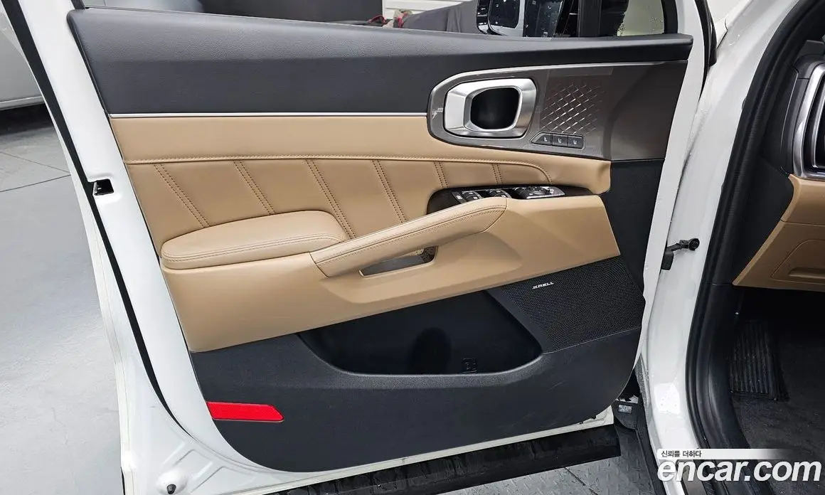 Kia Sorento 2024 1.6 автомат (гидро), фото 13 Kia Sorento 2024 1.6 автомат (гидро), фото 13