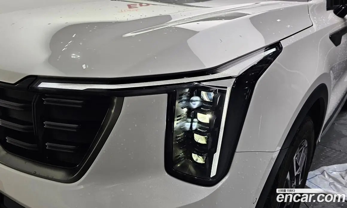 Kia Sorento 2024 1.6 автомат (гидро), фото 7 Kia Sorento 2024 1.6 автомат (гидро), фото 7
