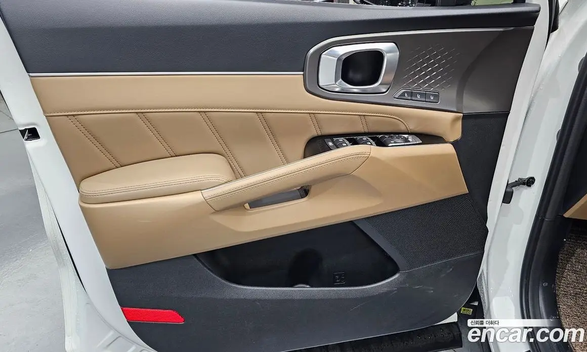 Kia Sorento 2024 1.6 автомат (гидро), фото 13 Kia Sorento 2024 1.6 автомат (гидро), фото 13