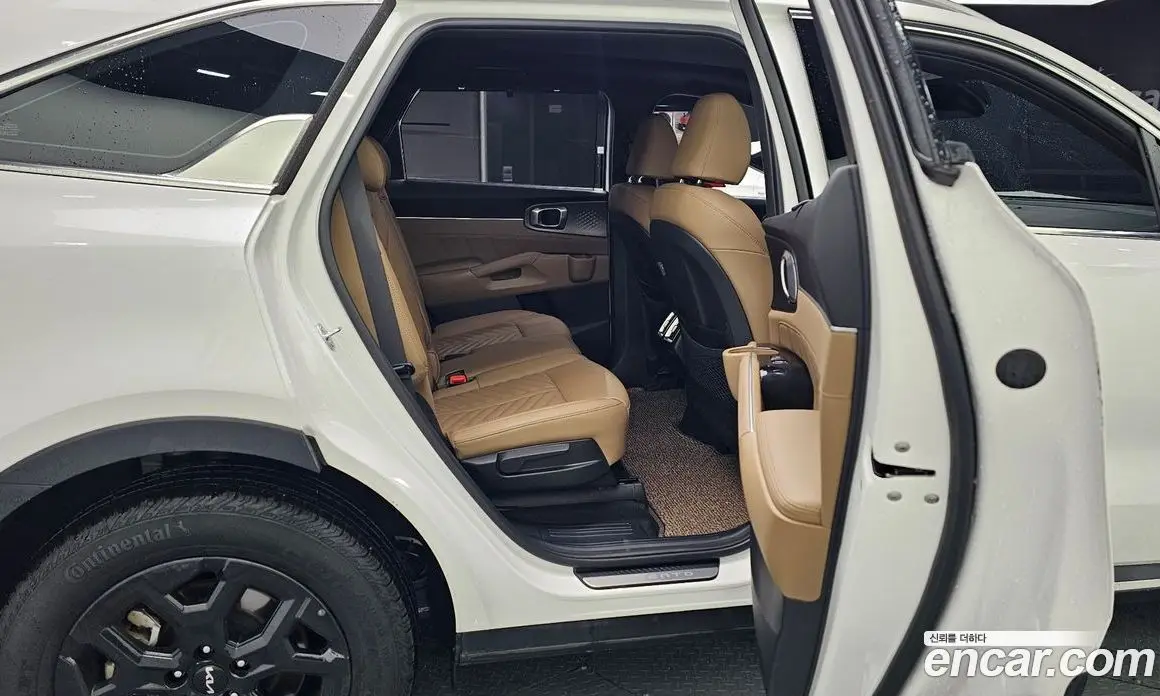 Kia Sorento 2024 1.6 автомат (гидро), фото 17 Kia Sorento 2024 1.6 автомат (гидро), фото 17