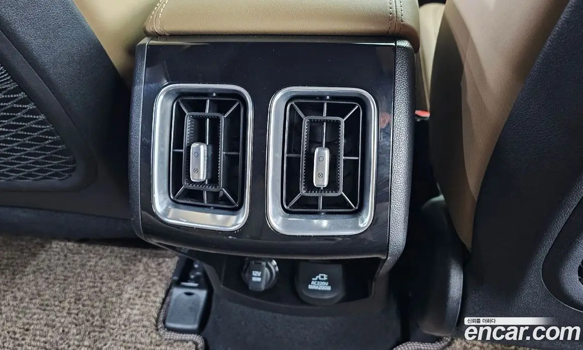 Kia Sorento 2024 1.6 автомат (гидро), фото 30 Kia Sorento 2024 1.6 автомат (гидро), фото 30