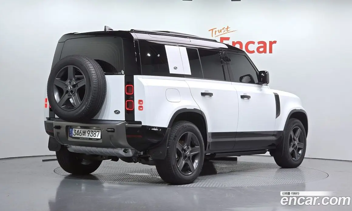 Land Rover Defender 2022 2.0 автомат (гидро), фото 2 Land Rover Defender 2022 2.0 автомат (гидро), фото 2