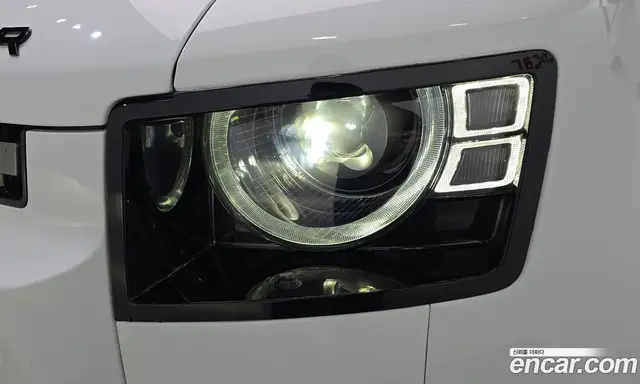 Land Rover Defender 2022 2.0 автомат (гидро), миниатюра 8 Land Rover Defender 2022 2.0 автомат (гидро), миниатюра 8