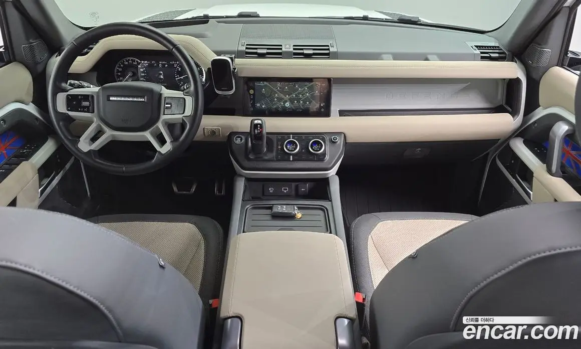 Land Rover Defender 2022 2.0 автомат (гидро), фото 10 Land Rover Defender 2022 2.0 автомат (гидро), фото 10