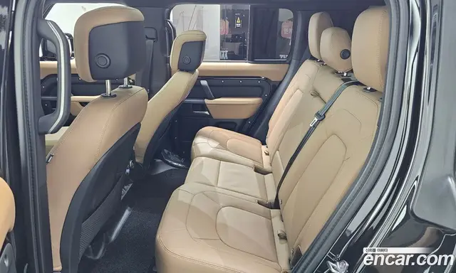 Land Rover Defender 2025 2.0 автомат (гидро), миниатюра 4 Land Rover Defender 2025 2.0 автомат (гидро), миниатюра 4