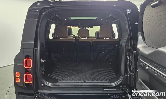 Land Rover Defender 2025 2.0 автомат (гидро), миниатюра 10 Land Rover Defender 2025 2.0 автомат (гидро), миниатюра 10