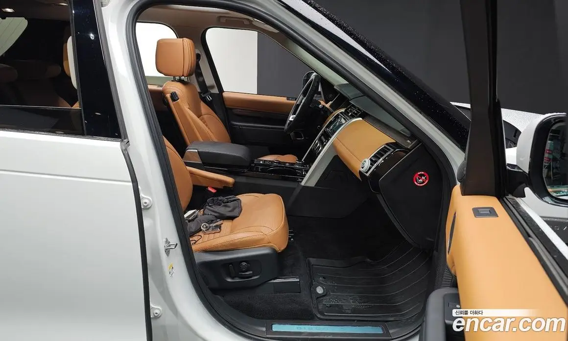 Land Rover Discovery 2019 3.0 автомат (гидро), фото 16 Land Rover Discovery 2019 3.0 автомат (гидро), фото 16