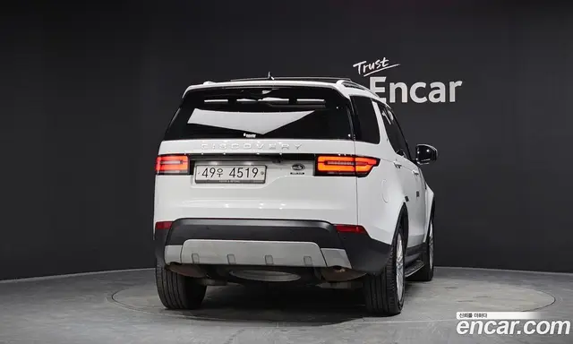 Land Rover Discovery 2019 3.0 автомат (гидро), миниатюра 4 Land Rover Discovery 2019 3.0 автомат (гидро), миниатюра 4