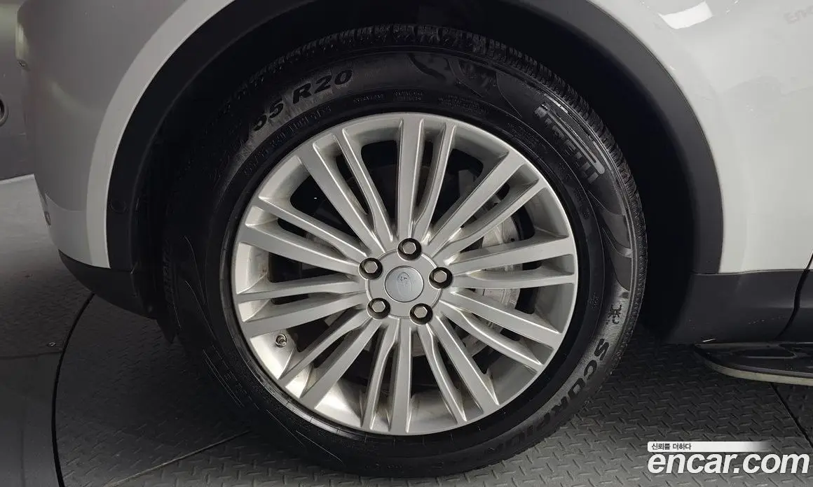Land Rover Discovery 2019 3.0 автомат (гидро), фото 5 Land Rover Discovery 2019 3.0 автомат (гидро), фото 5