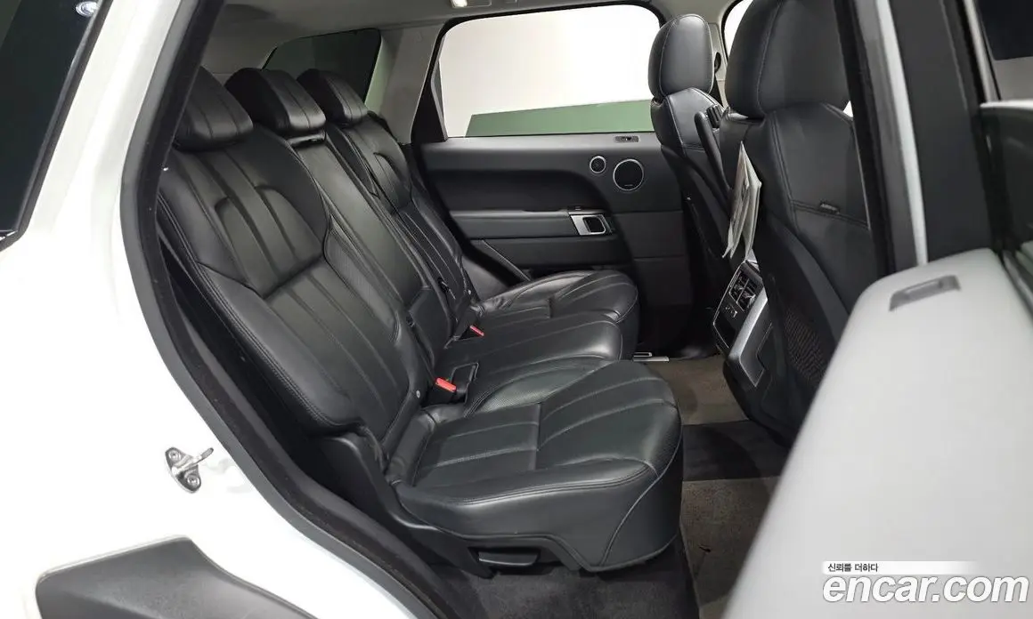 Land Rover Range Rover Sport 2015 3.0 автомат (гидро), фото 12 Land Rover Range Rover Sport 2015 3.0 автомат (гидро), фото 12