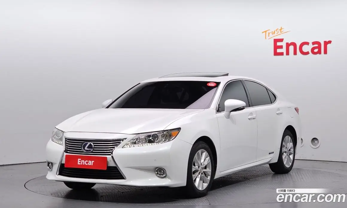 Lexus ES 2014 2.5 автомат (гидро), фото 1 Lexus ES 2014 2.5 автомат (гидро), фото 1